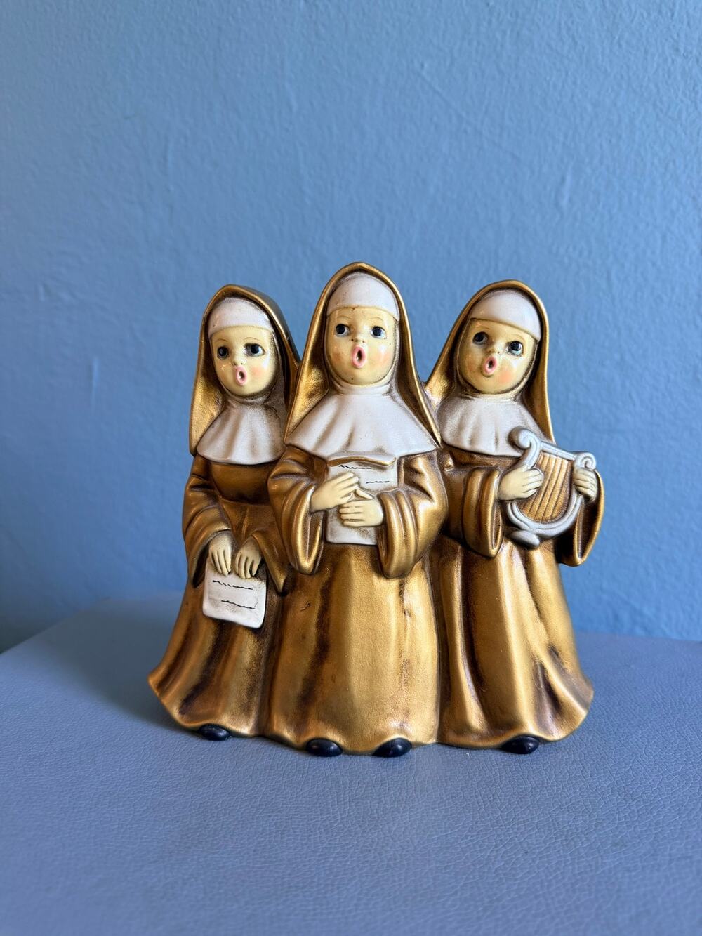Vintage Mid Century Gold Choir Singing Nuns Music Box, 1960s Plays Dominique